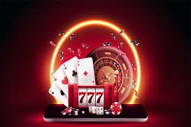 Myanmar Baccarat Dragon Tiger ကတ်ဂိမ်း စားပွဲပေါ်တွင် ကတ်များနှင့် Chip များ စီစဉ်ထားသောမြင်ကွင်း
